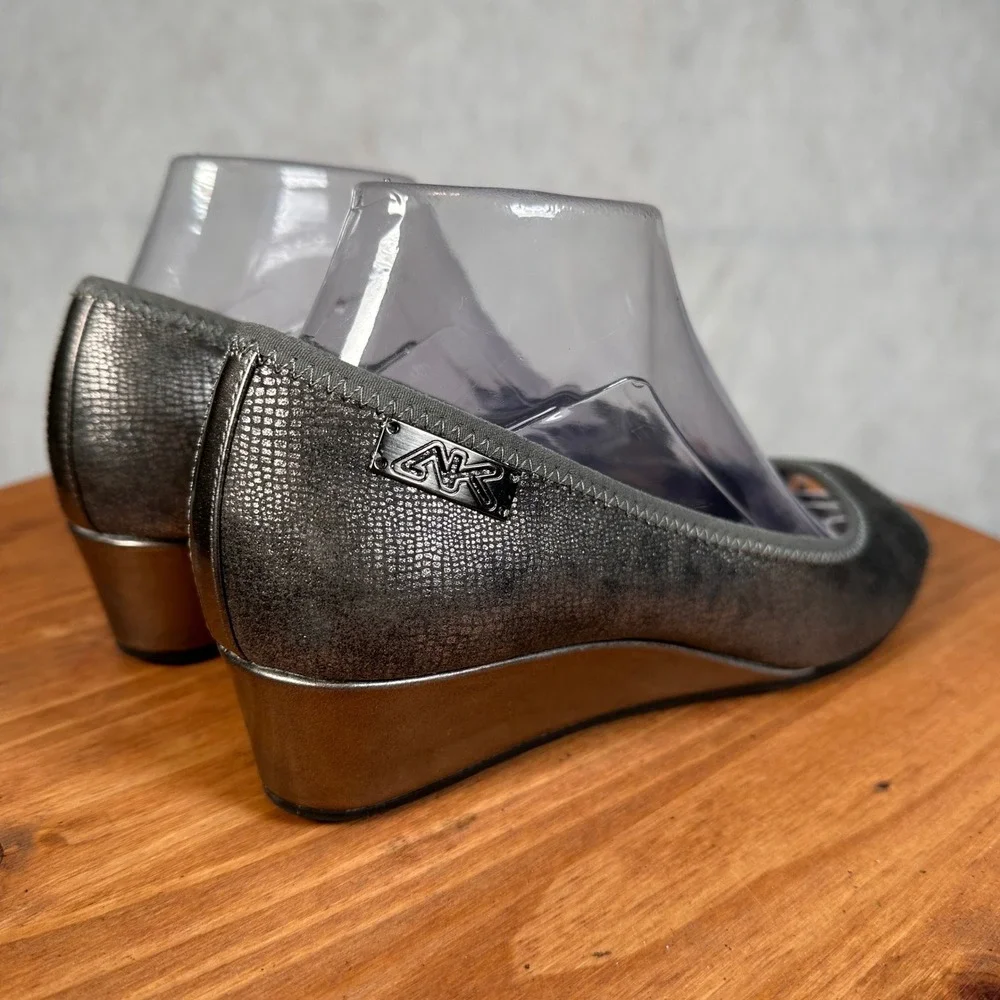 Anne Klein Sport Wedge Heels Womens 8M Pewter Good Snakeskin Peep Toe Shoes